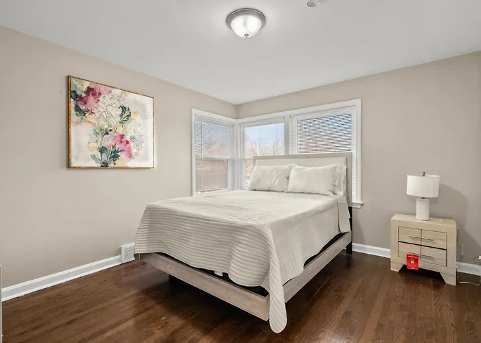 Cornerstone House Villa Chicago